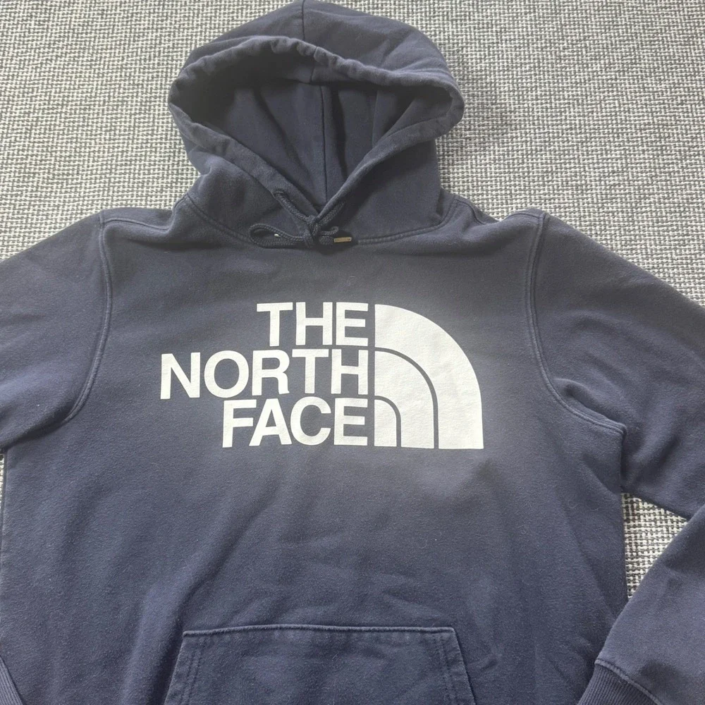 The North Face Mens Half Dome Logo Pullover Hoodie Navy Blue Regular Fit L